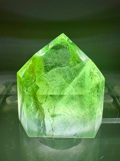 Wunderschöne extra klare Fluorit Spitze - 4.2cm