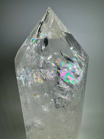 Wunderbare Bergkristall Spitze mit Regenbogen - 38cm, 5.39kg
