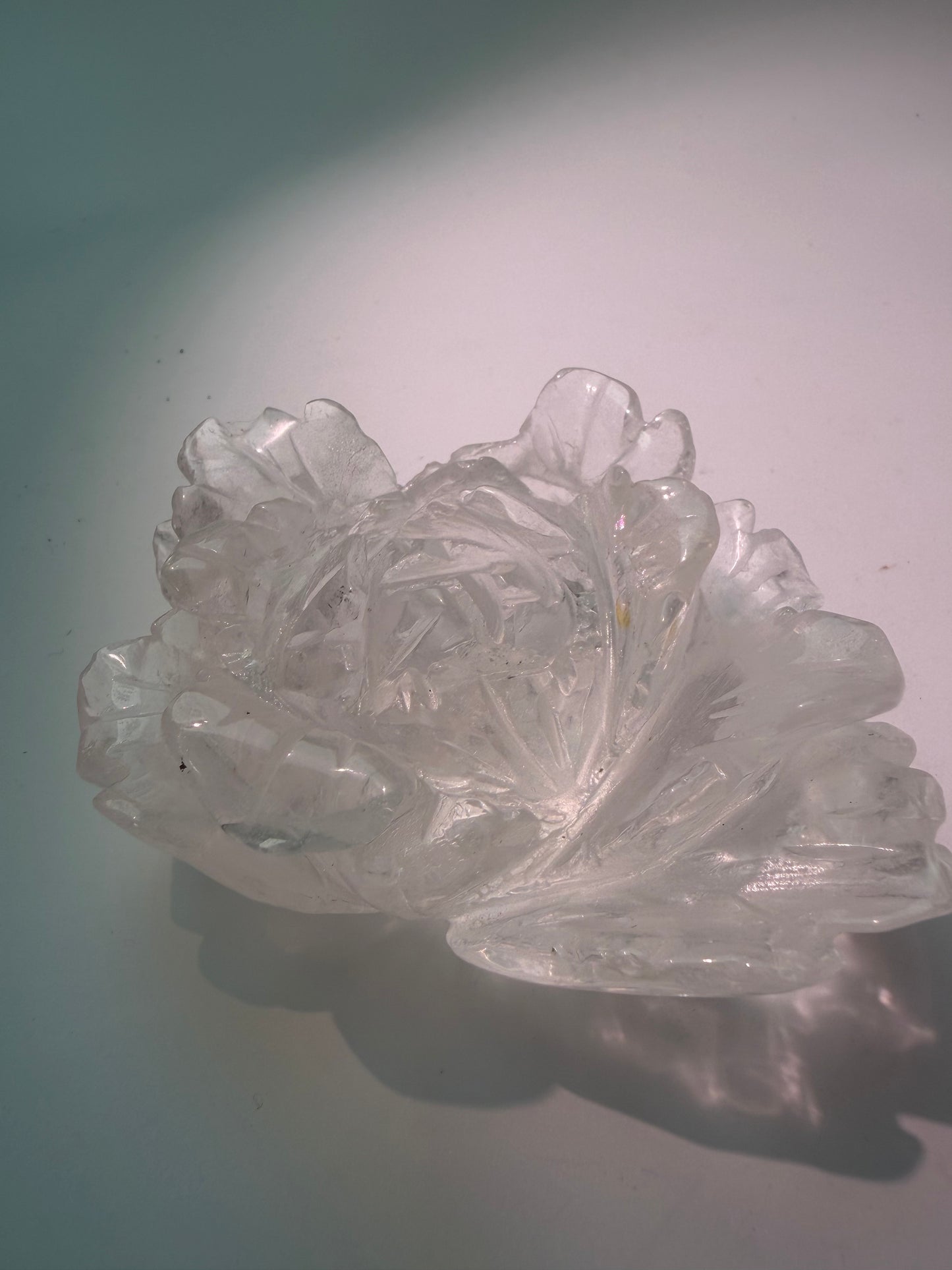 Kristallrosen aus Rosenquarz und Bergkristall – aus Brasilien