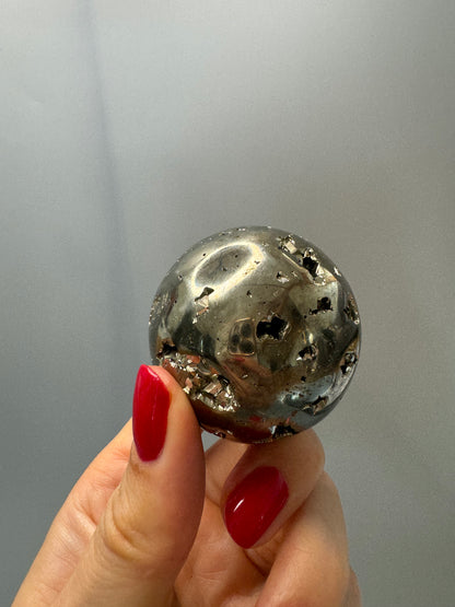 Pyrit Kugel - 4.5cm, 231g