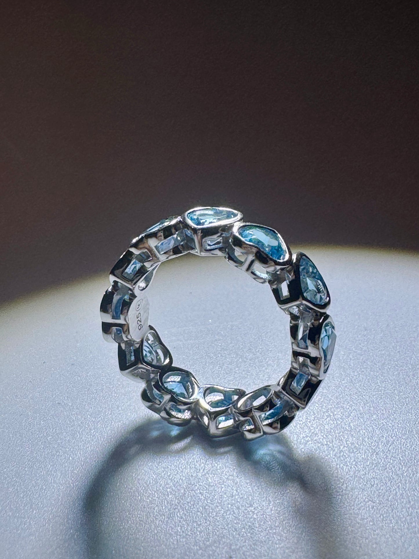 Herzring mit echten blauen Topas-Herzen – 925 Silber – Grösse 6.5 (53) 💙