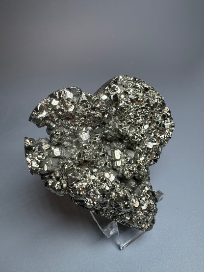 Pyrit Herz aus Peru – 6,5 cm | 138 g | Schutzstein mit goldenem Glanz