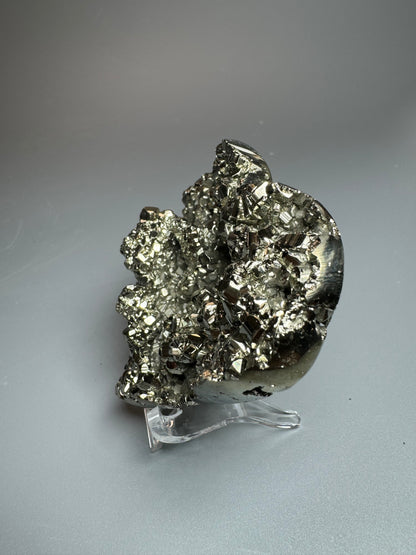 Pyrit Herz aus Peru – 6,5 cm | 138 g | Schutzstein mit goldenem Glanz
