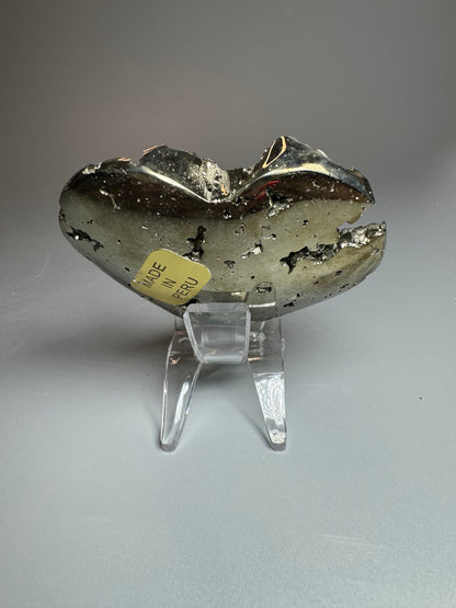 Pyrit Herz aus Peru – 6,5 cm | 138 g | Schutzstein mit goldenem Glanz