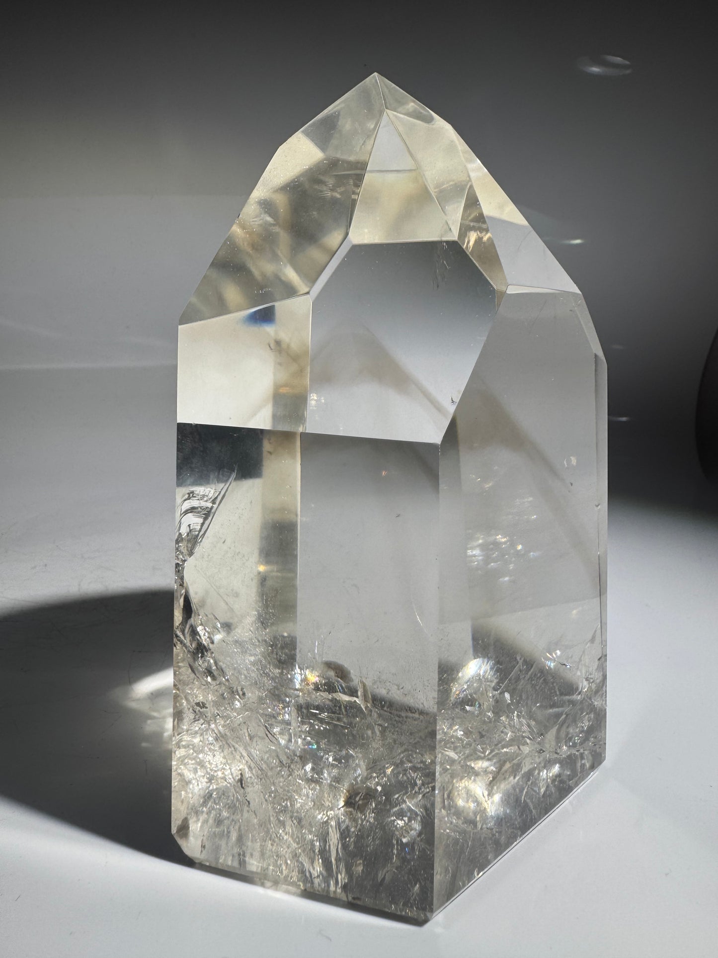 Light Smoky Lemurian Bergkristall · mit Phantom · 12x8.5cm - 981g ✨