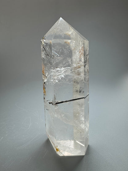 Exklusive klar Quarz Spitze mit Turmalin aus Brasilien - 15cm, 531g
