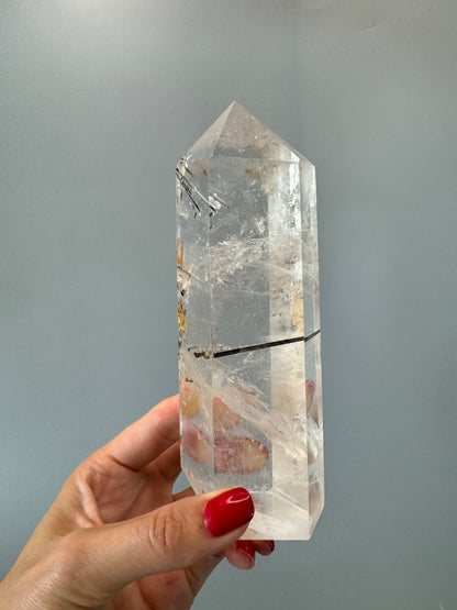 Exklusive klar Quarz Spitze mit Turmalin aus Brasilien - 15cm, 531g