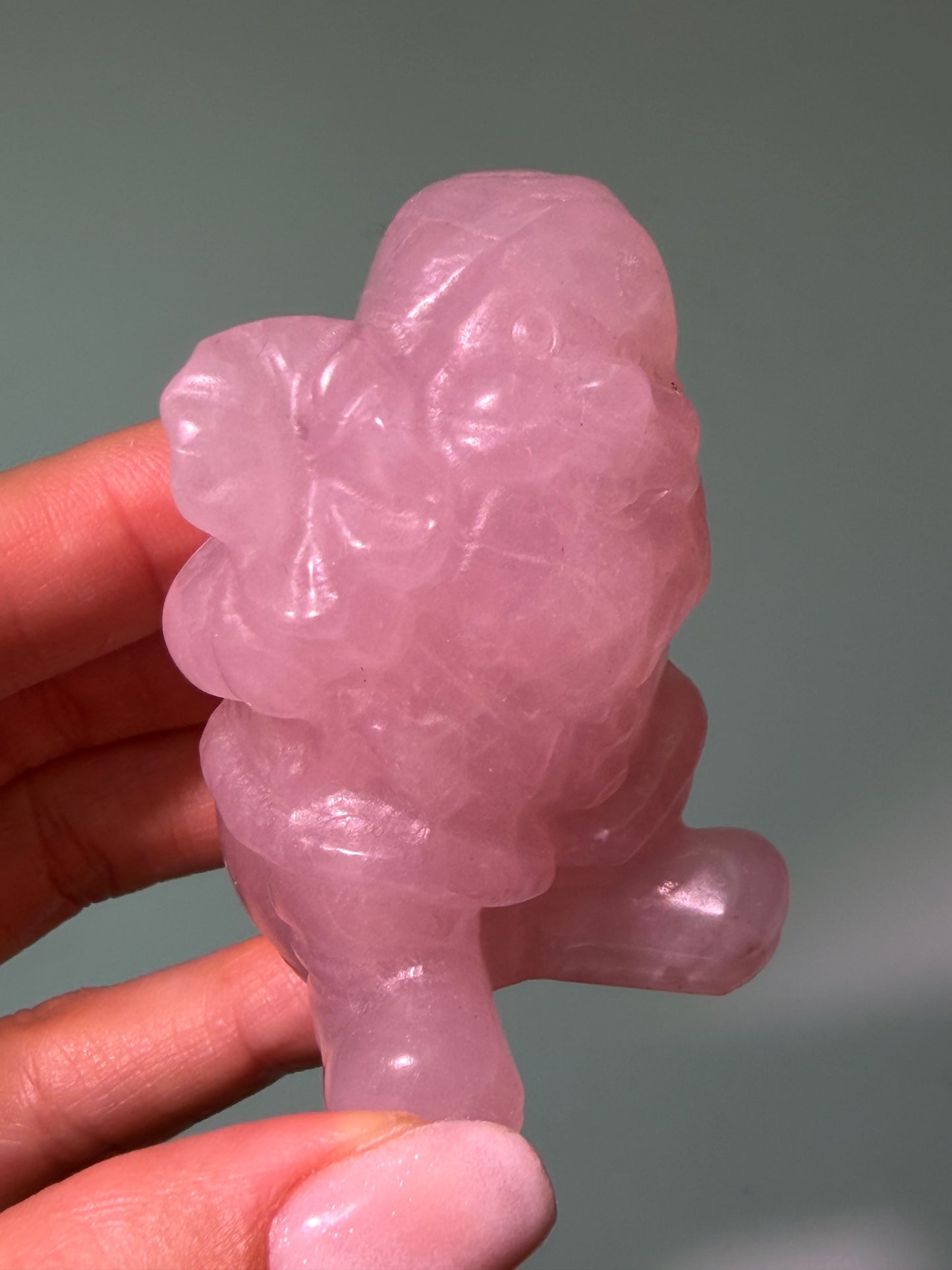 Kristall-Samichlaus aus Rosenquarz, Pink Opal oder Jade – 5.8 cm