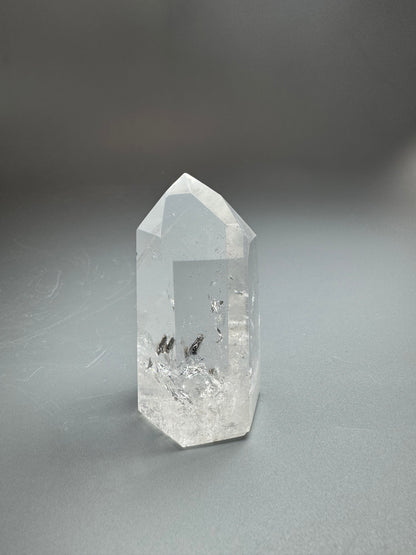 Bergkristall Spitze mit Phantom | 84g Phantom Spitze | UNIQUE CRYSTALS