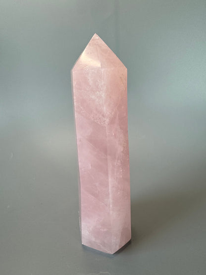 Rosenquarz Spitze - 19cm, 865g