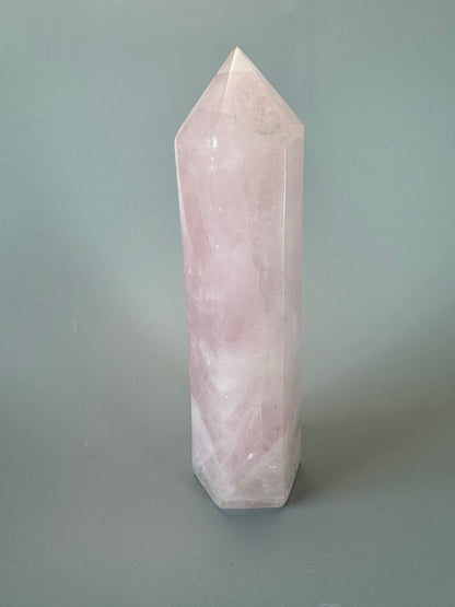 Rosenquarz Spitze - 18.5cm, 822g