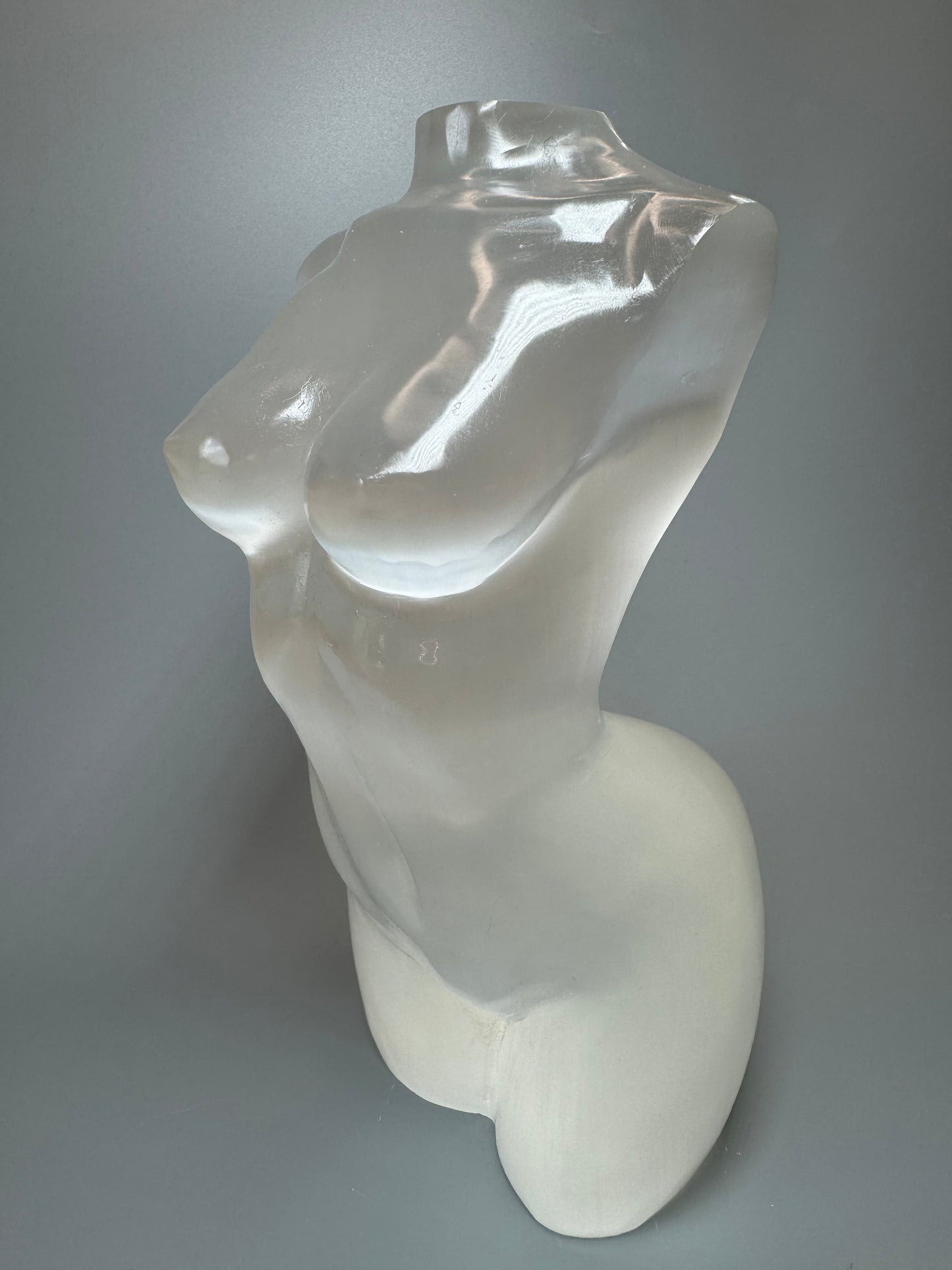 Selenit Frauenkörper 21 cm, 1.95kg – Lichtvolle Eleganz & sanfte Energie ✨