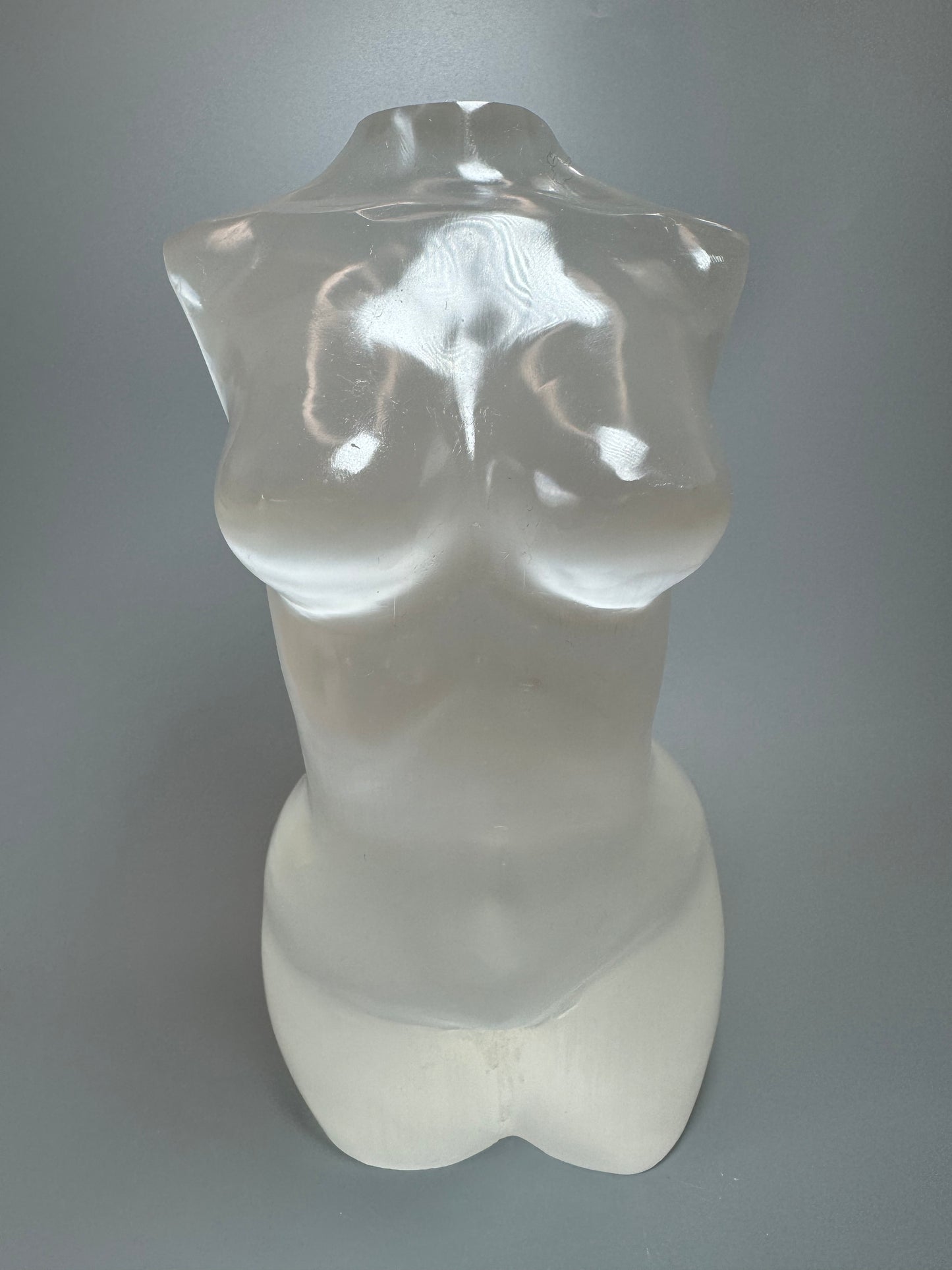 Selenit Frauenkörper 21 cm, 1.95kg – Lichtvolle Eleganz & sanfte Energie ✨