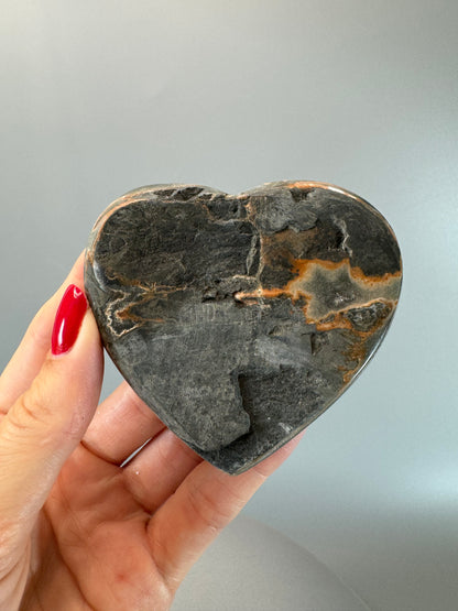 Amethyst Heart - 7.5cm, 208g