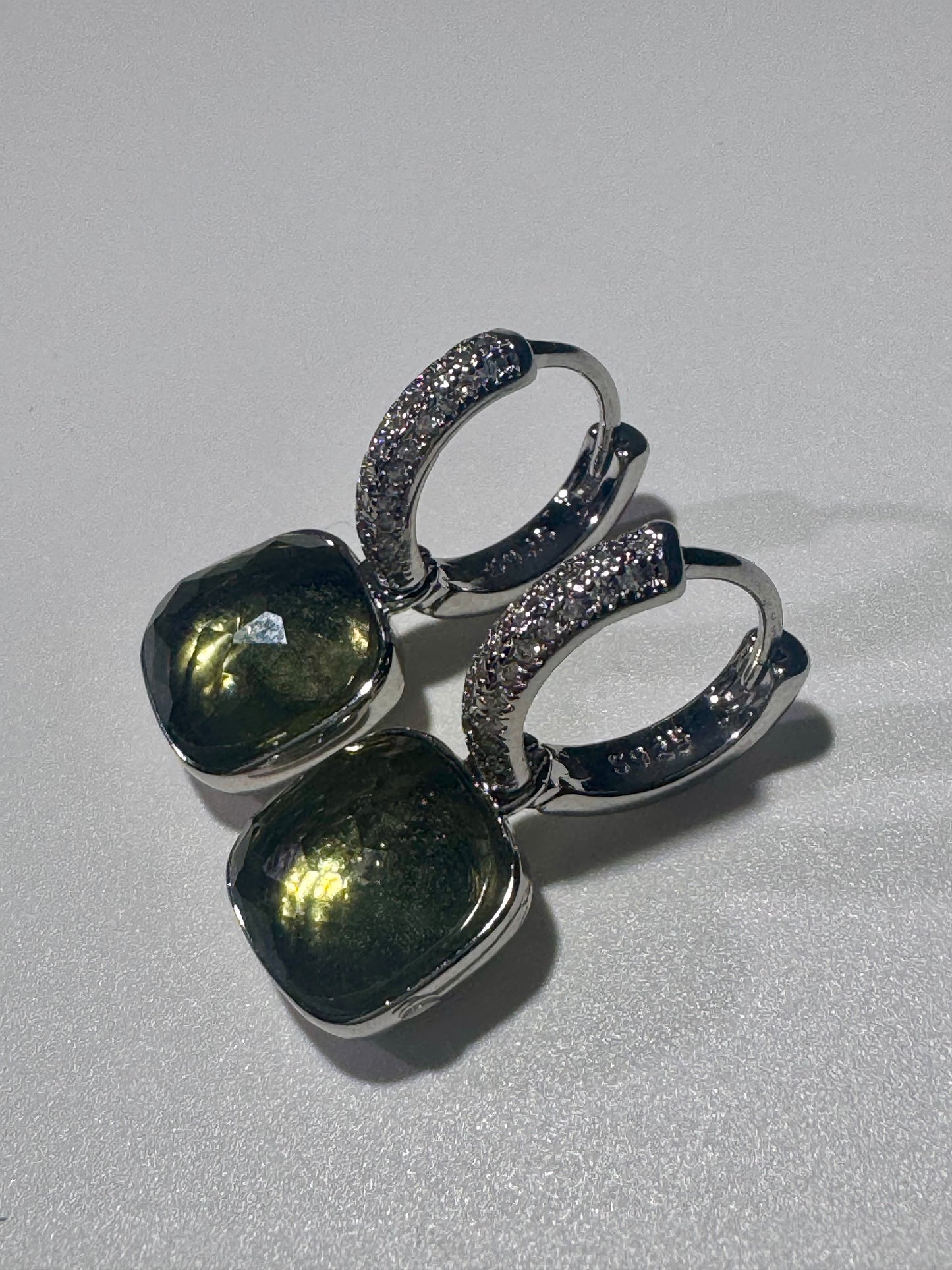 Elegante Prasiolith Ohrringe aus 925 Silber – Grüner Amethyst mit Zirkonia – 2.5 cm romantische Ohrhänger