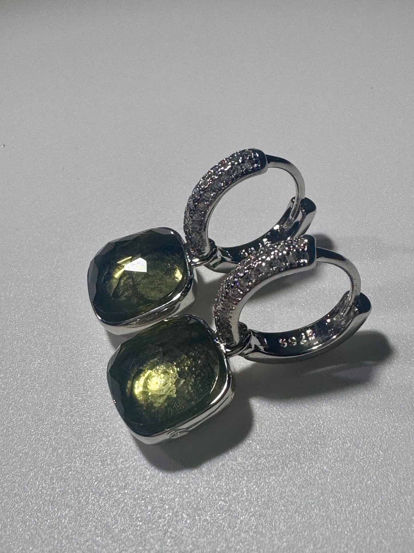 Elegante Prasiolith Ohrringe aus 925 Silber – Grüner Amethyst mit Zirkonia – 2.5 cm romantische Ohrhänger