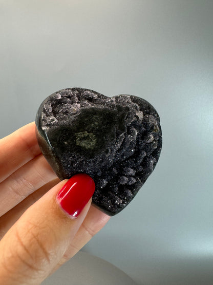 Amethyst Herz mit Stalaktiten - 6.5cm, 124g
