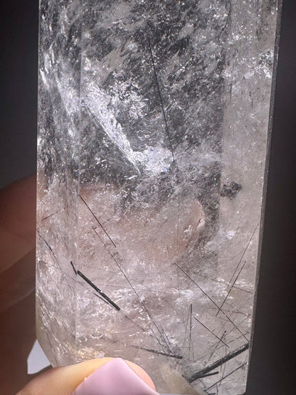 Kristall mit Turmalin – 10 cm, 230 g – exklusiver Edelstein aus Brasilien