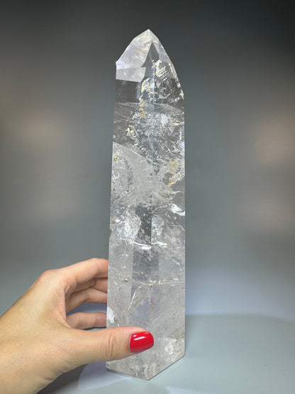 Bergkristall Spitze 26 cm 1.69 kg | extra klarer Quarz aus Brasilien | High-Quality Kristall