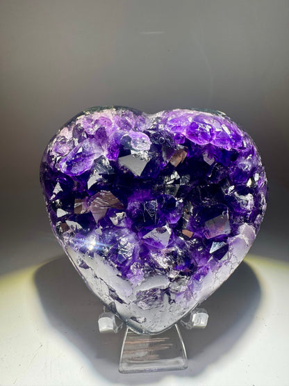 Exklusives Amethyst Herz 647 g Tiefviolett glossy Kristalle Uruguay