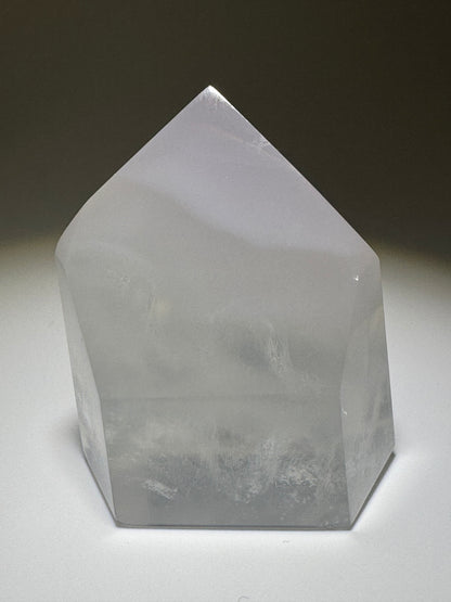 Pointe de fluorite pastel rare - 4,2 cm, 64 g