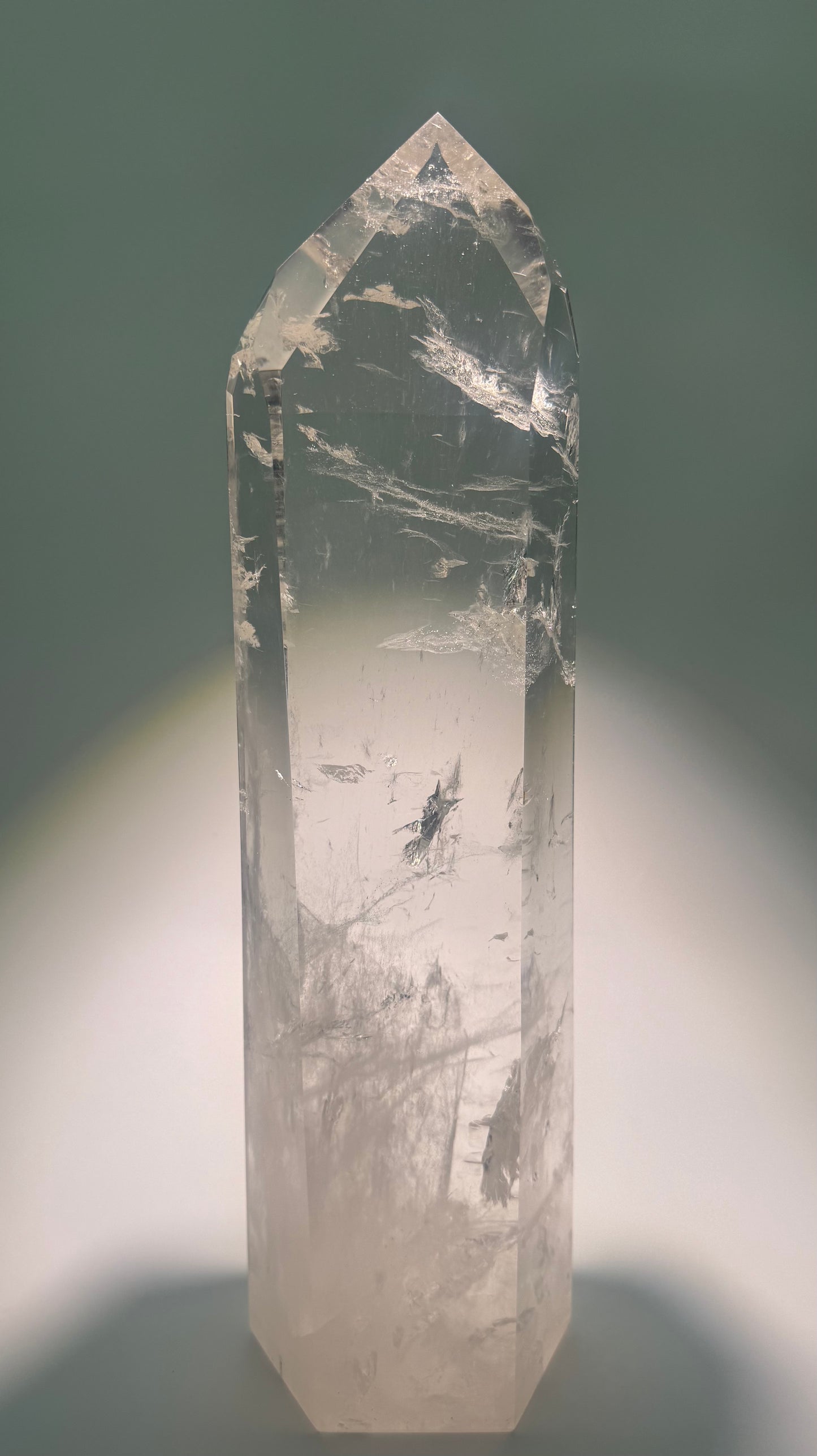 Lemurian Clear Quartz Point 11 cm – Ultra-Clear Crystal with Rainbow Minas Gerais, Brazil
