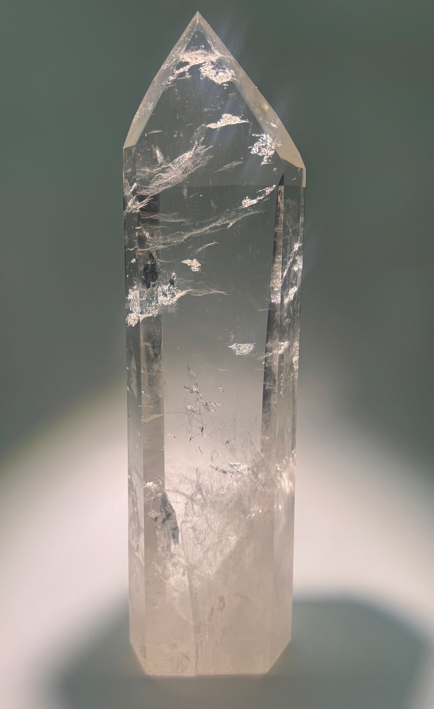 Lemurian Clear Quartz Point 11 cm – Ultra-Clear Crystal with Rainbow Minas Gerais, Brazil