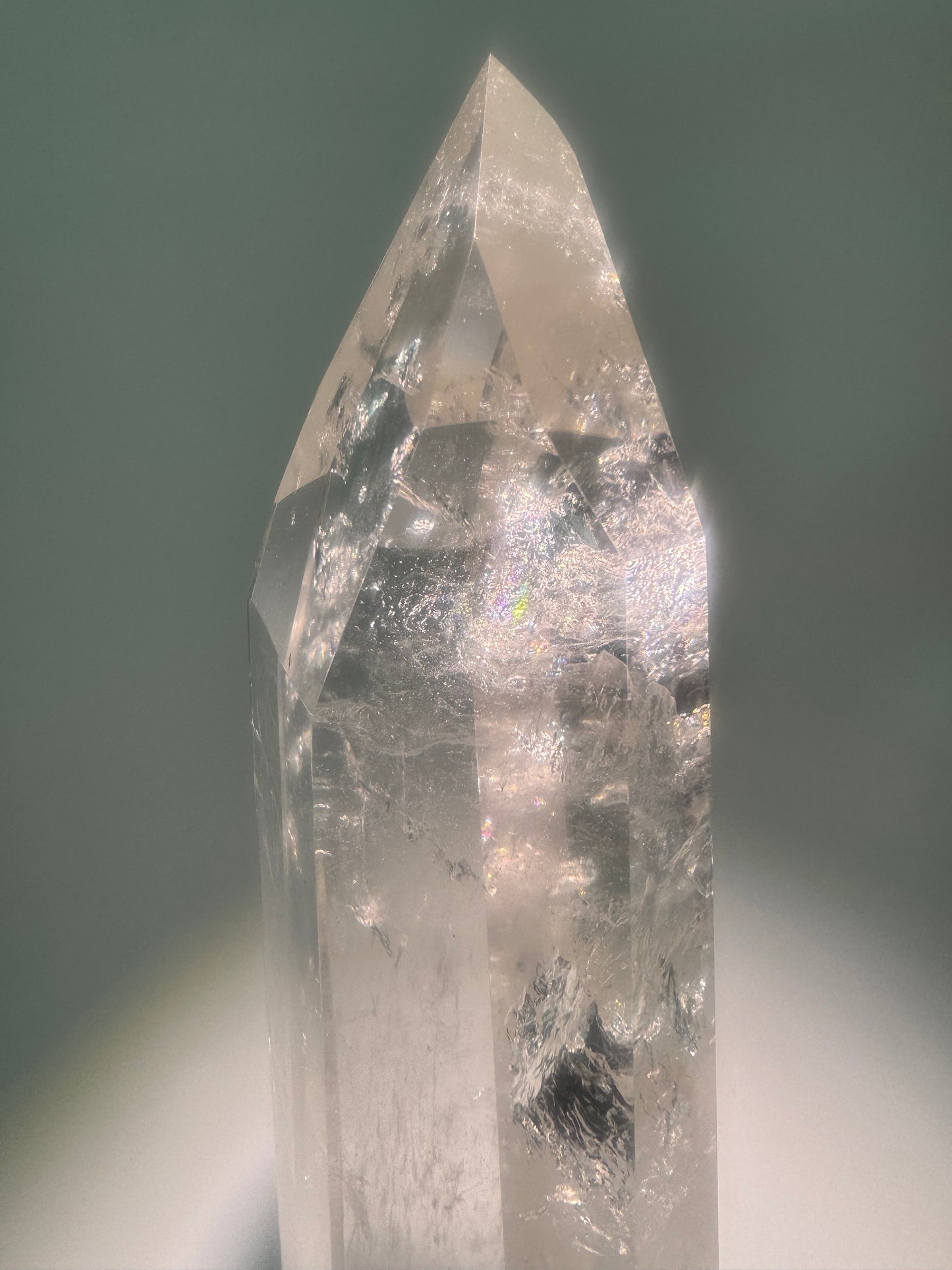 Lemurian Clear Quartz Point 11 cm – Ultra-Clear Crystal with Rainbow Minas Gerais, Brazil