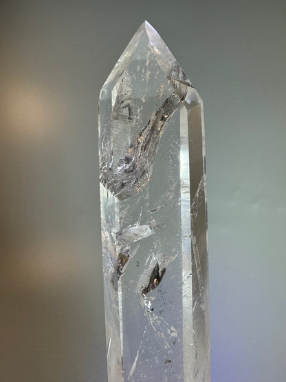 Pointe de cristal de roche ultra-claire – 34 cm, 1,36 kg – Pierre précieuse de qualité supérieure du Brésil