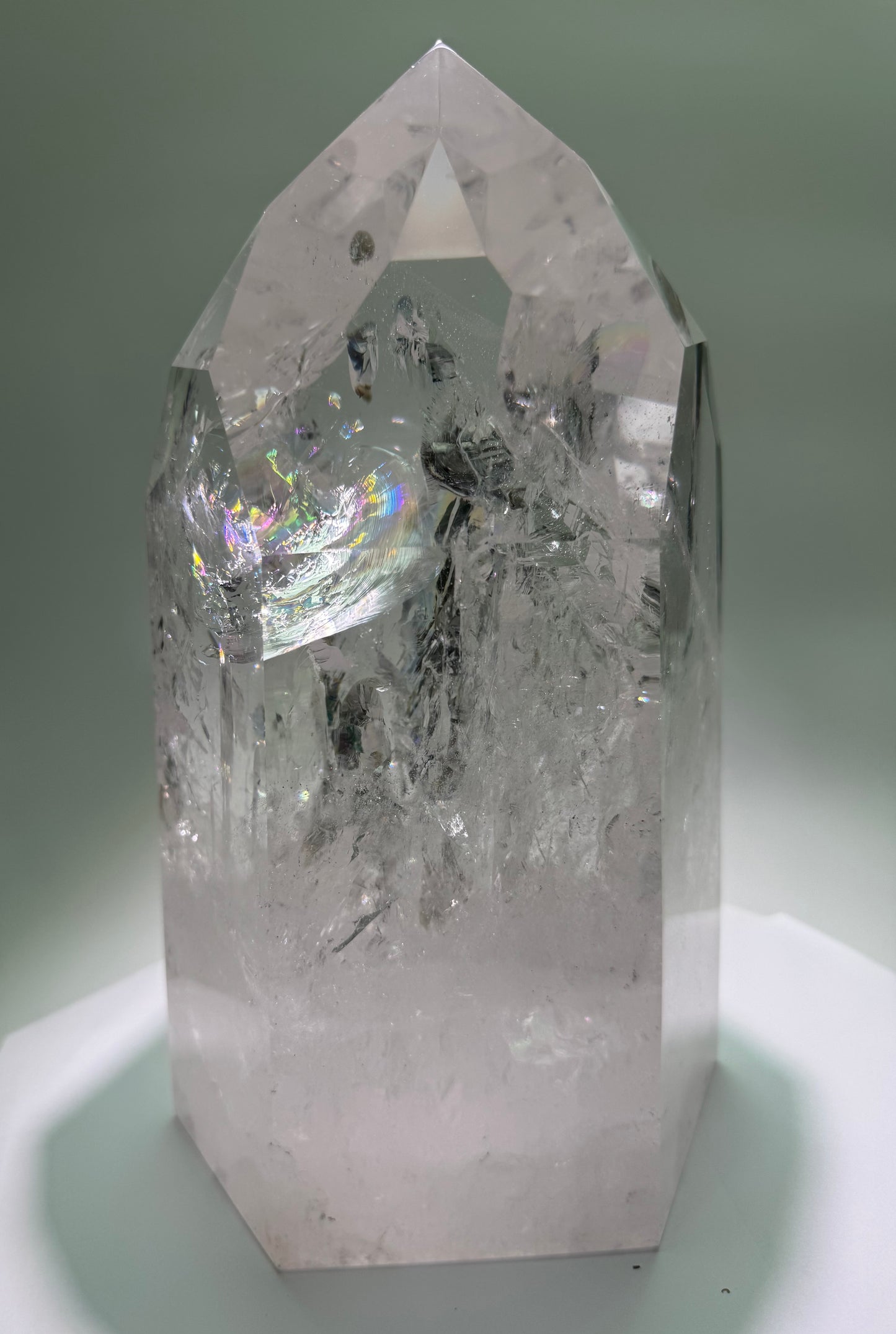 Massiver Lemurian Kristall mit Regenbogen – 29 cm, 7.9 kg,  | Statement Piece