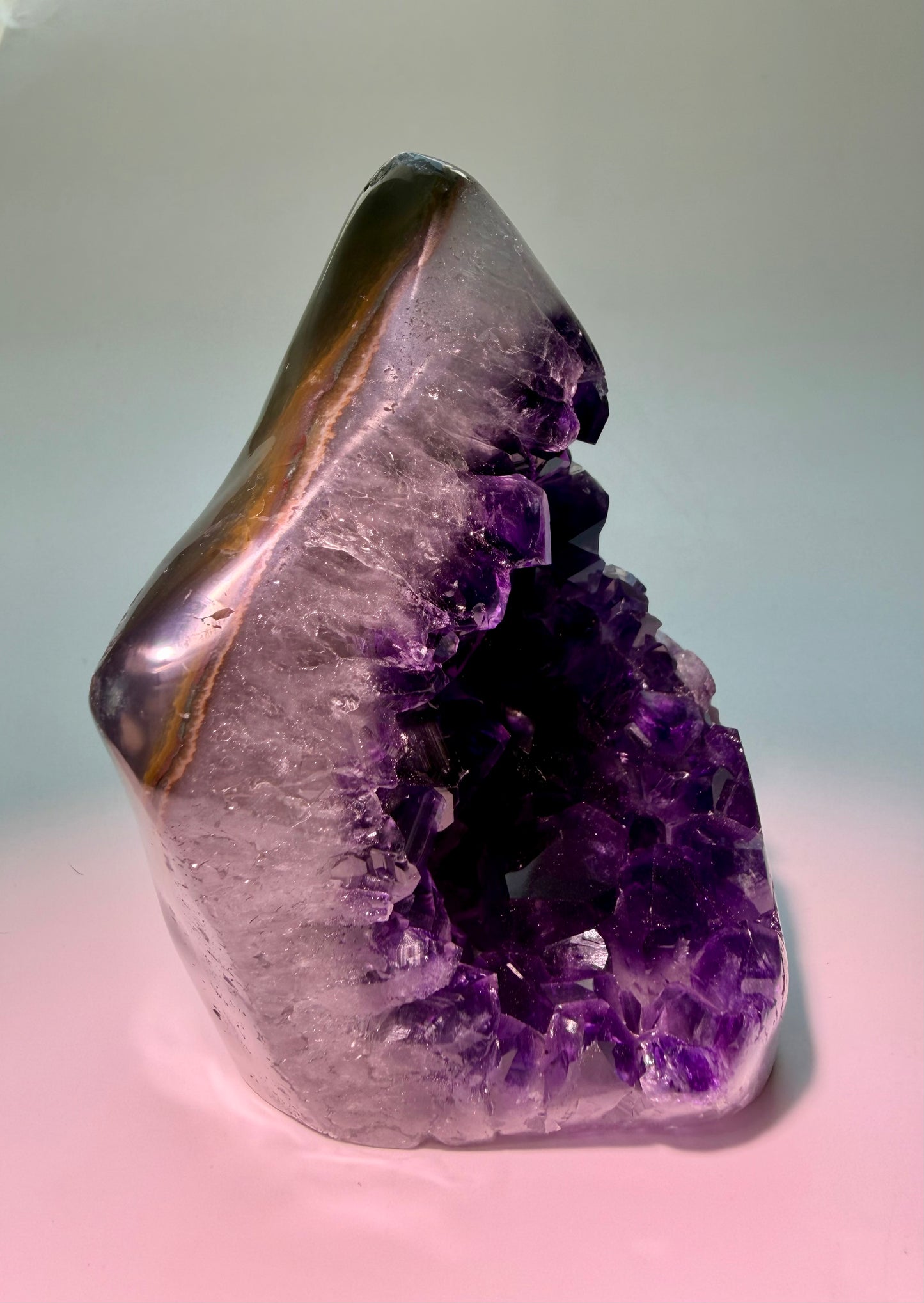 Amethyst Freeform aus Uruguay, Tiefviolett, 11 cm, 636 g