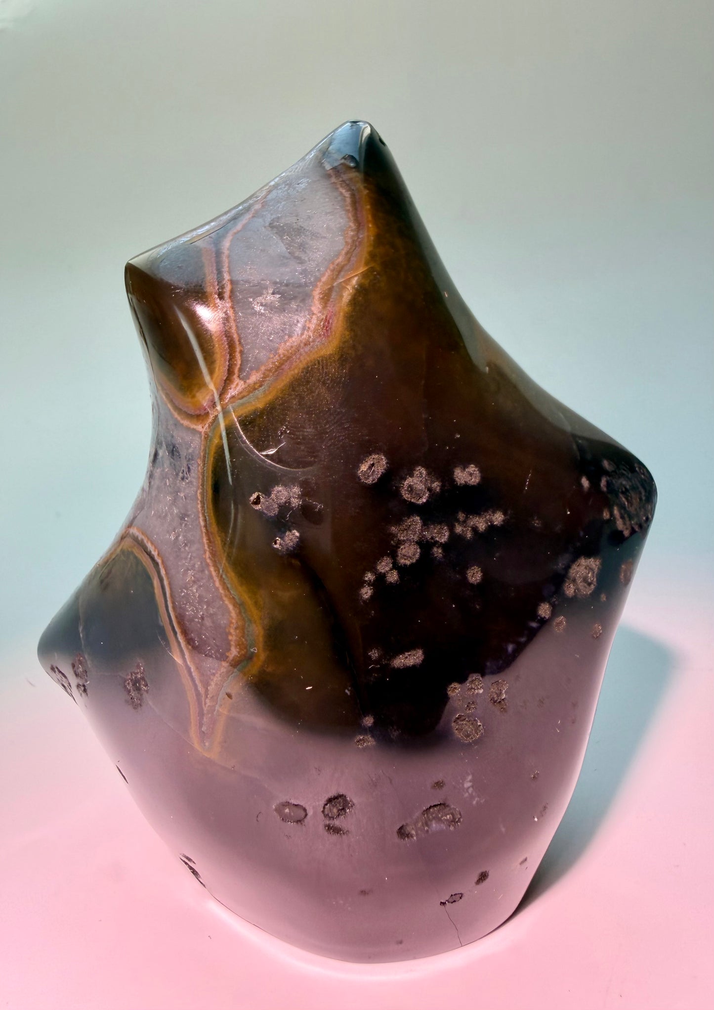 Amethyst Freeform aus Uruguay, Tiefviolett, 11 cm, 636 g
