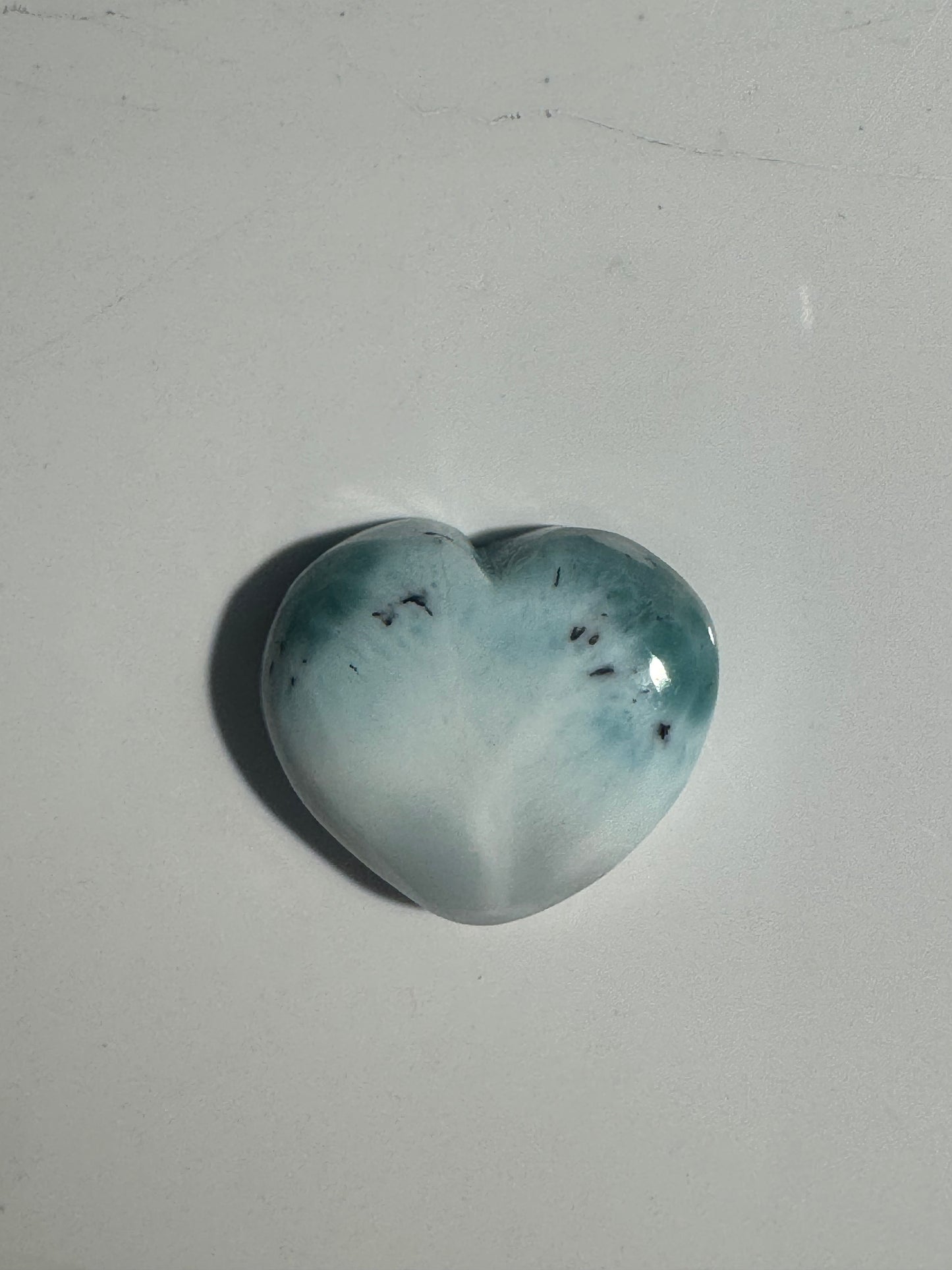 Larimar Herzstein 1,6 cm handgeschliffen – Edelsteinherz kaufen
