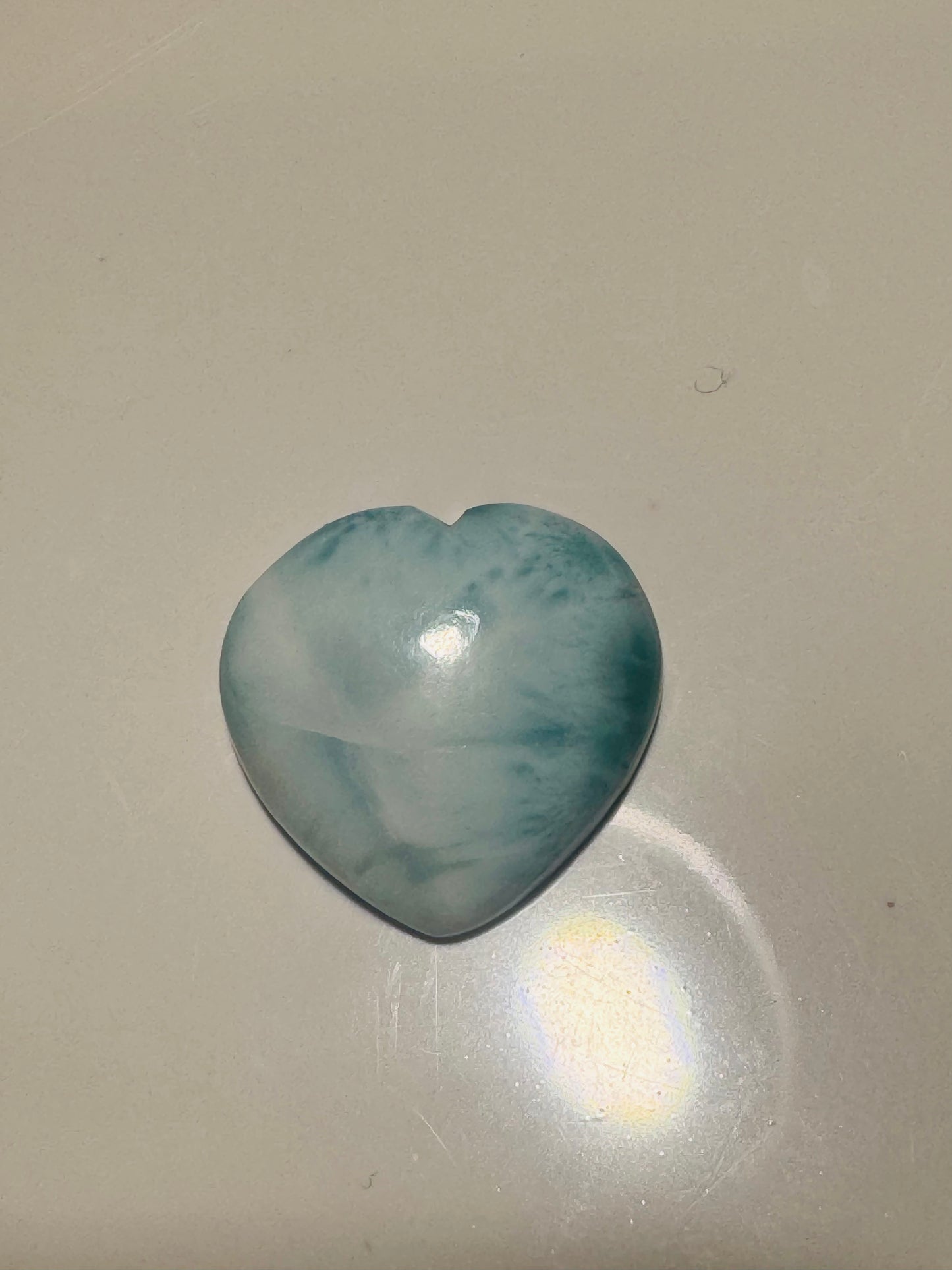 Larimar Herzstein 1,6 cm handgeschliffen – Edelsteinherz kaufen
