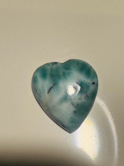 Larimar Herzstein 1,6 cm handgeschliffen – Edelsteinherz kaufen