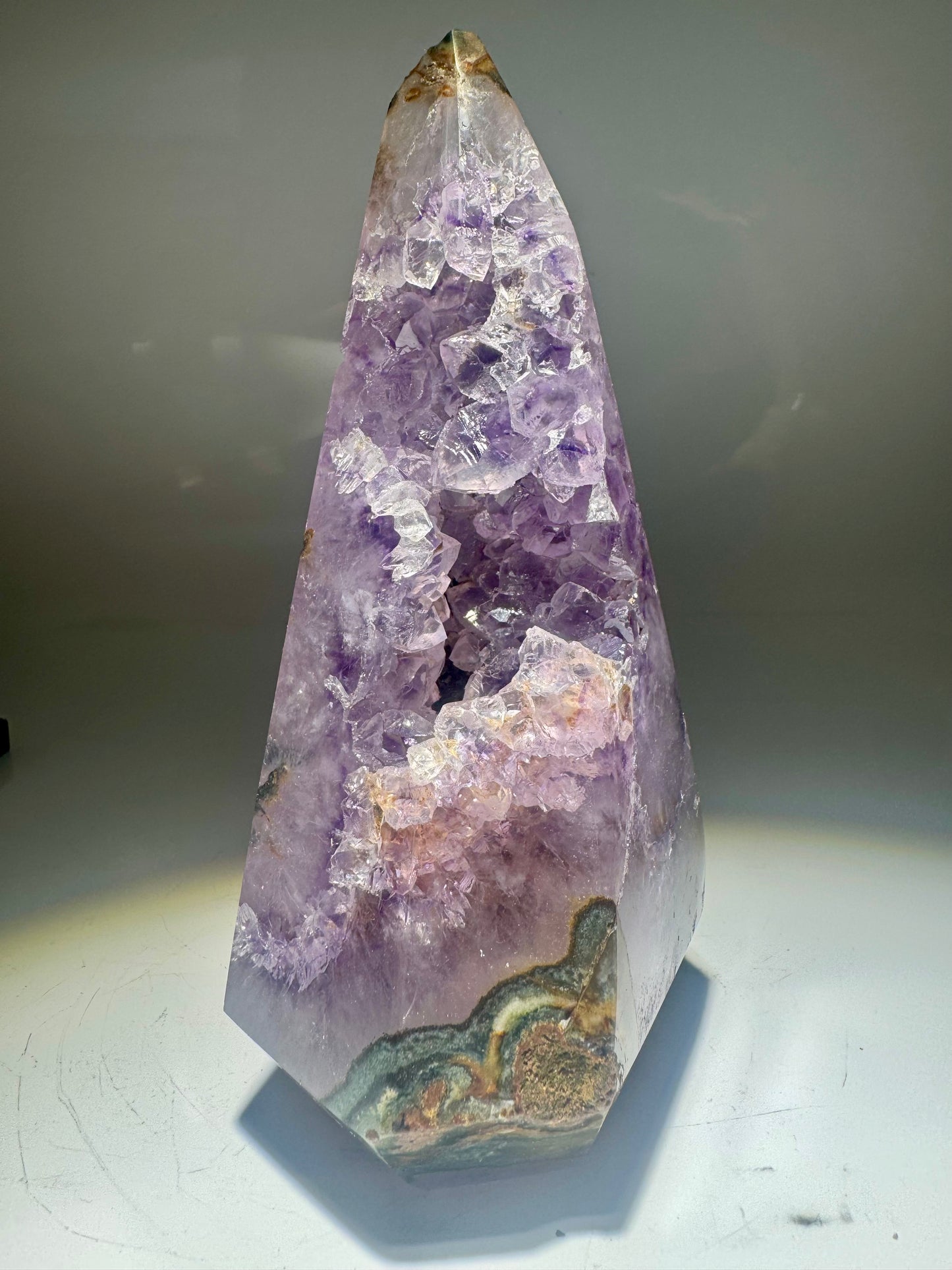Amethyst-Geode aus Uruguay 14,5 cm kaufen – funkelndes Traumstück 💎