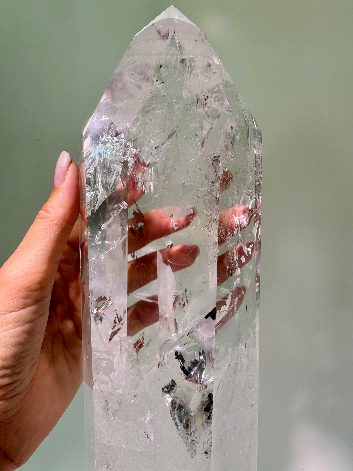 Lemurian Kristallspitze XXL – 37 cm, 5.5 kg Meisterkristall mit innerem Feuer