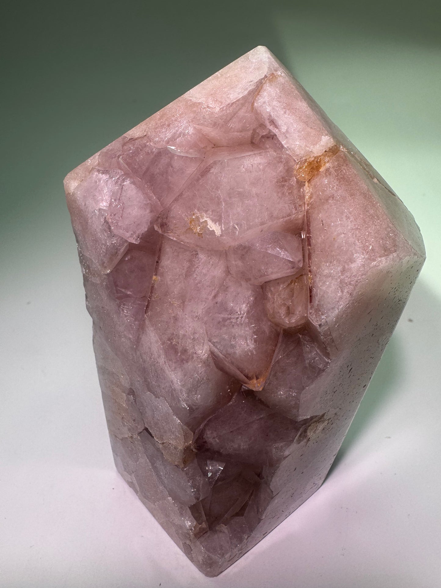 Torre unica di ametista rosa 💗 25 cm – 2,9 kg – Brasile
