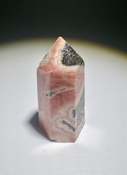 Douce dentelle de rhodochrosite avec un merveilleux dégradé de couleurs 💕 - 4,3 cm