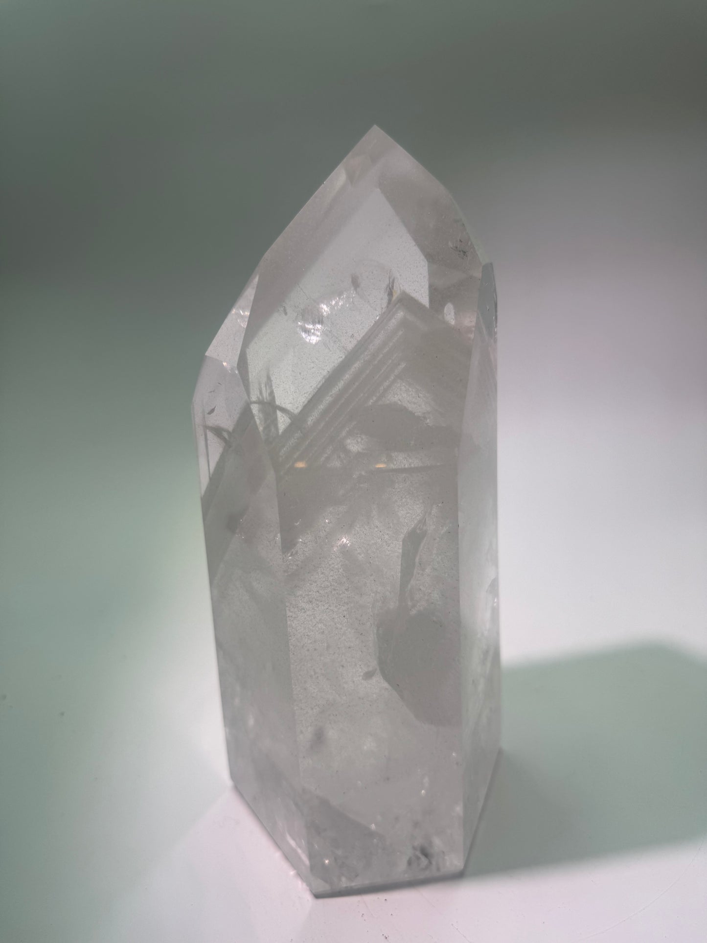 XL Phantom Bergkristallspitze 3,02 kg – 23 cm klarer Quarz aus Brasilien
