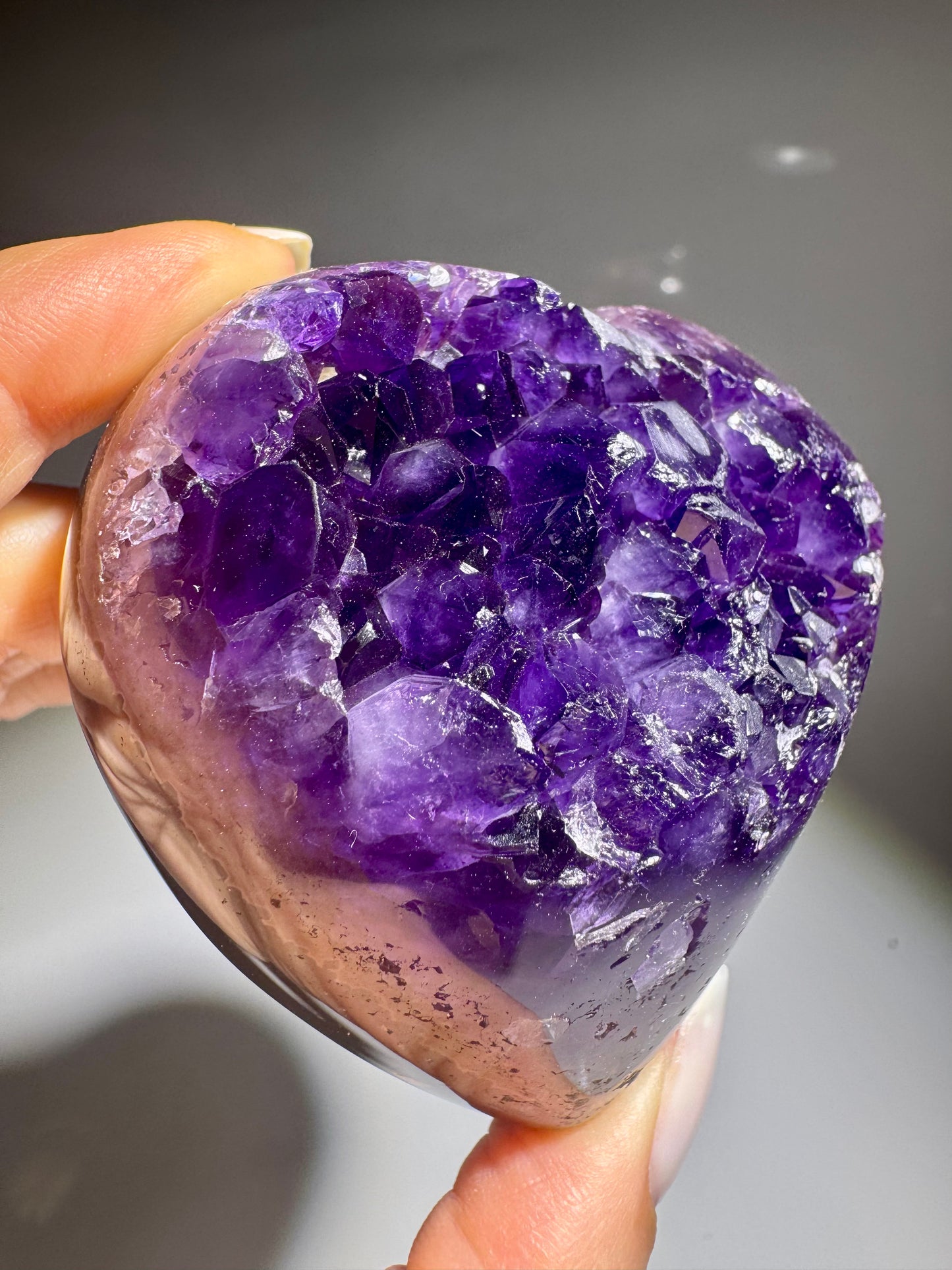 Amethyst Herz 6.8 cm 217 g Uruguay – Traumstück in Premium Qualität