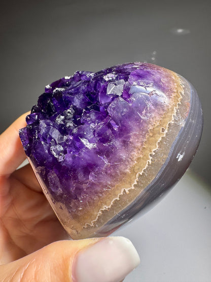 Amethyst Herz 6.8 cm 217 g Uruguay – Traumstück in Premium Qualität