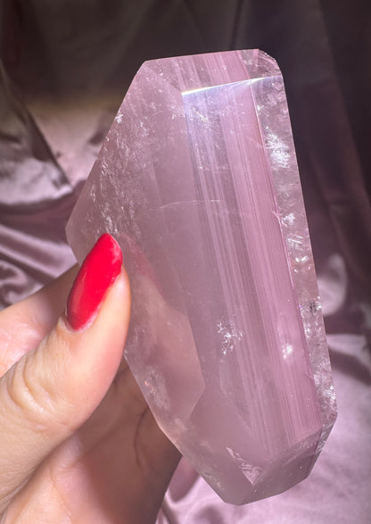Wunderschöne Pink Lithium Freiform mit Phantom 💖 - 9cm, 235g