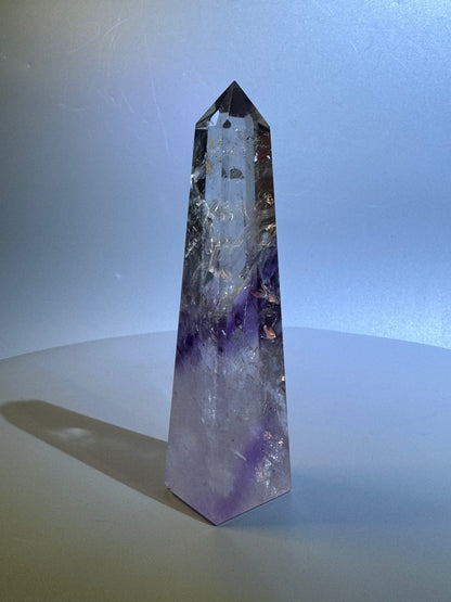 Exklusive Phantom Amethyst Spitze – 11.3 cm, 1A-Qualität