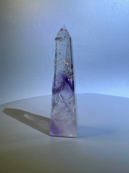 Exklusive Phantom Amethyst Spitze – 11.2 cm, 1A-Qualität