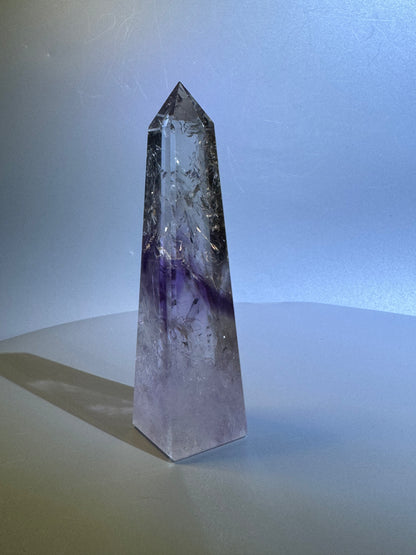 Exklusive Phantom Amethyst Spitze – 11.2 cm, 1A-Qualität