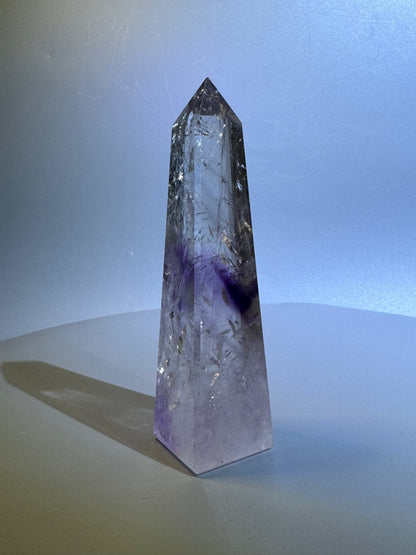 Exklusive Phantom Amethyst Spitze – 11.2 cm, 1A-Qualität