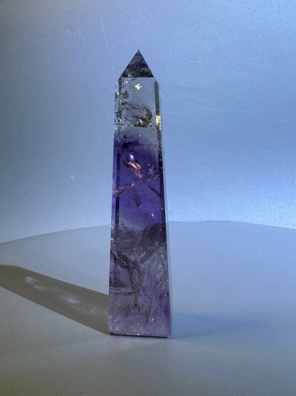 Bezaubernde Phantom Amethyst Spitze – 10.7 cm, 1A-Qualität (extra klar)