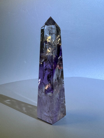 Bezaubernde Phantom Amethyst Spitze – 10.7 cm, 1A-Qualität (extra klar)