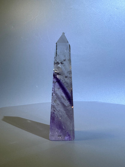 Exklusive Phantom Amethyst Spitze – 11 cm, 1A-Qualität